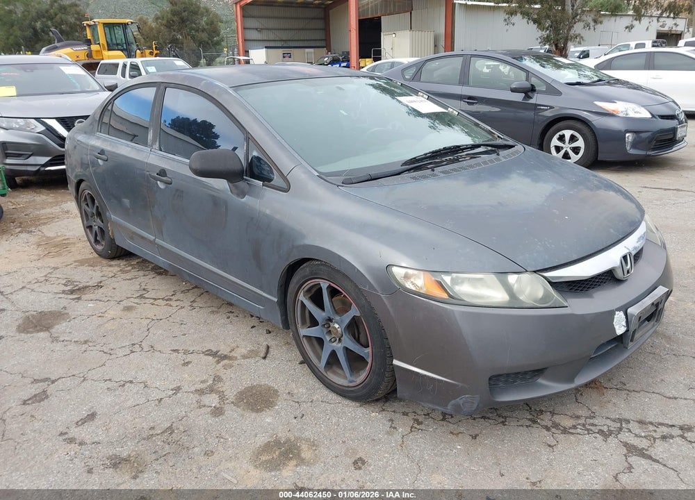 2011 HONDA CIVIC VP VIN: 2HGFA1F33BH518537