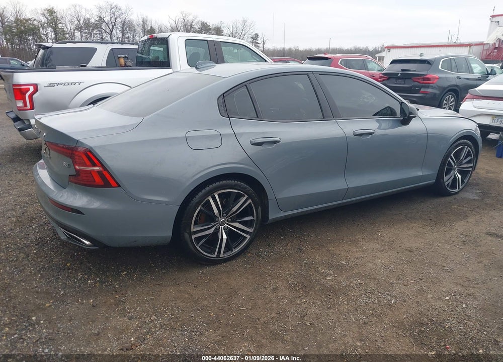 2022 VOLVO S60 B5 R-DESIGN VIN: 7JRL12TM8NG162320