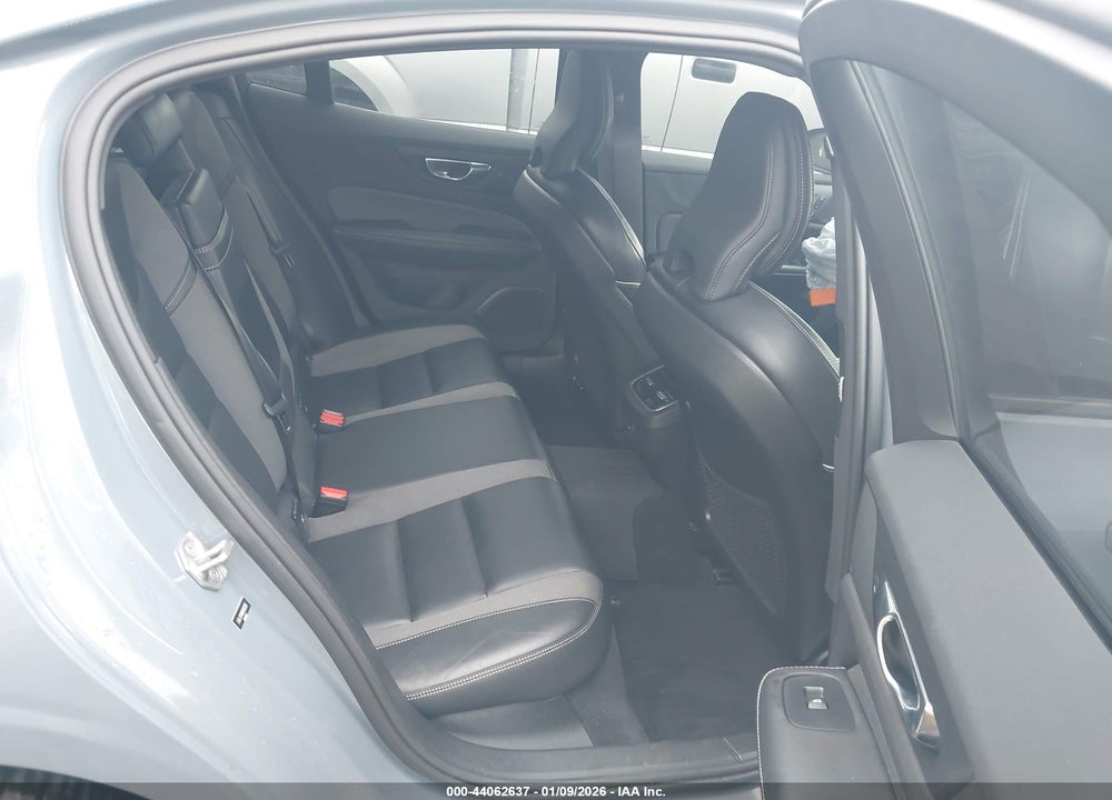 2022 VOLVO S60 B5 R-DESIGN VIN: 7JRL12TM8NG162320