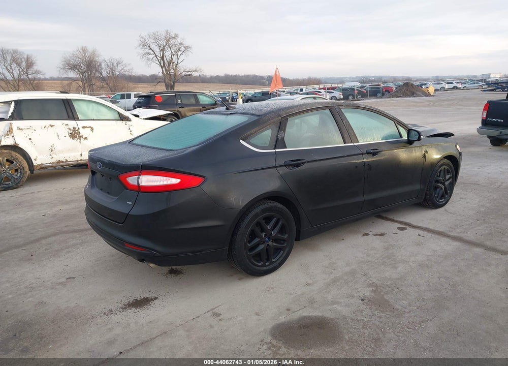 2015 FORD FUSION SE VIN: 1FA6P0H70F5125542