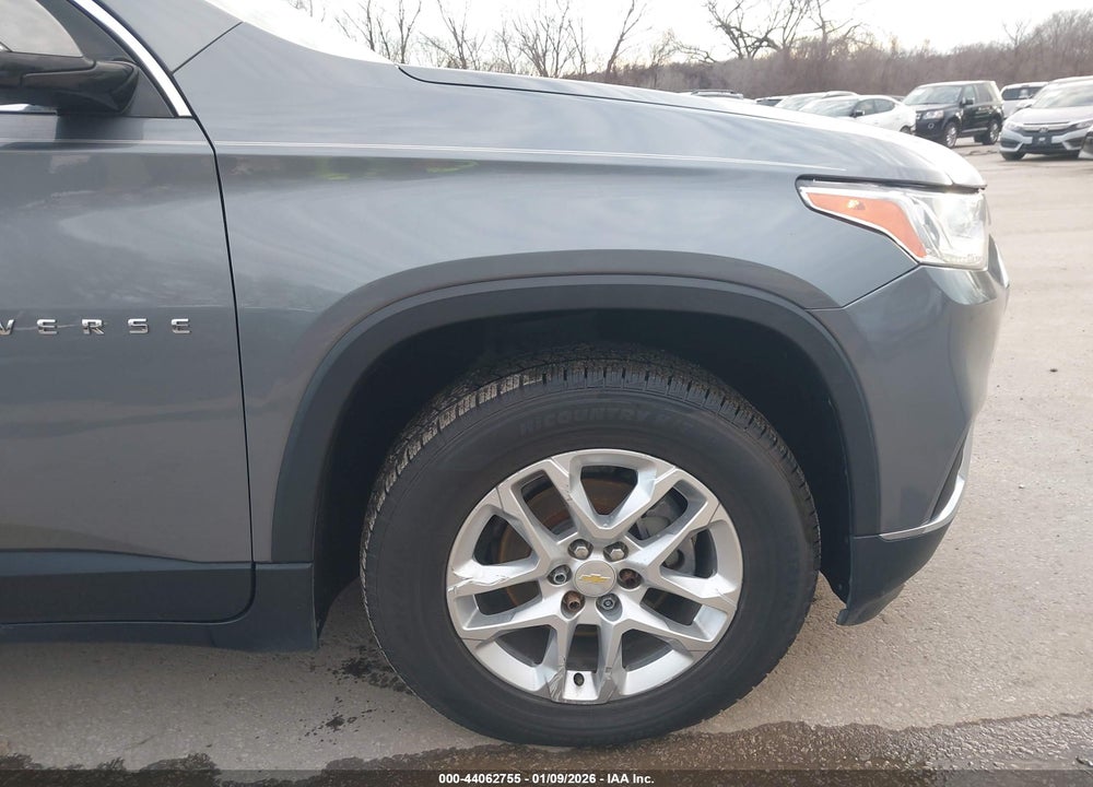 2019 CHEVROLET TRAVERSE 1LT VIN: 1GNERGKWXKJ215847