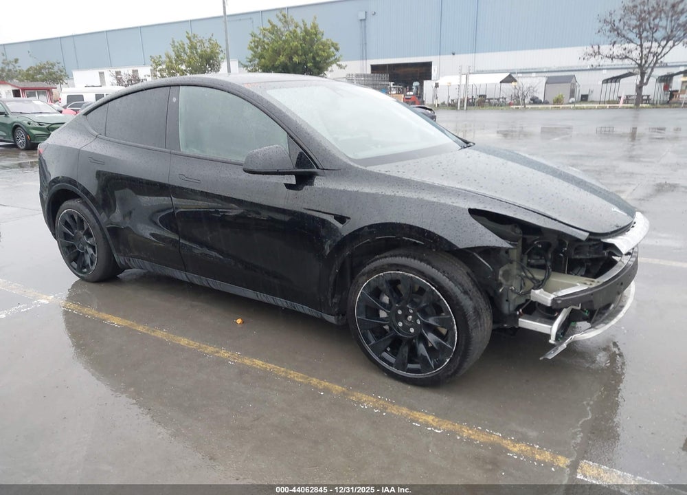 2021 TESLA MODEL Y LONG RANGE DUAL MOTOR ALL-WHEEL DRIVE VIN: 5YJYGDEE8MF272037