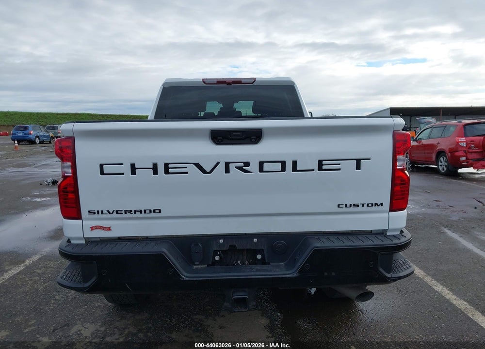2024 CHEVROLET SILVERADO 2500HD 4WD  STANDARD BED CUSTOM VIN: 1GC4YME71RF115644