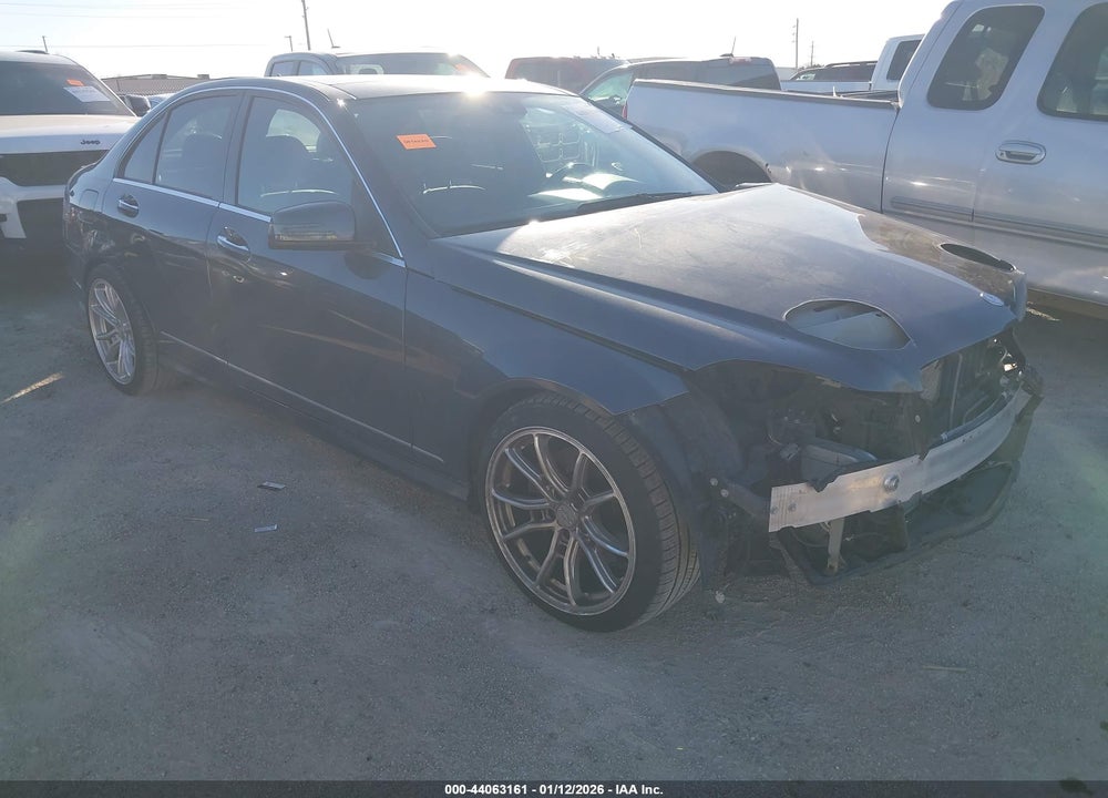 2013 MERCEDES-BENZ C 350 SPORT VIN: WDDGF5HB7DA780858