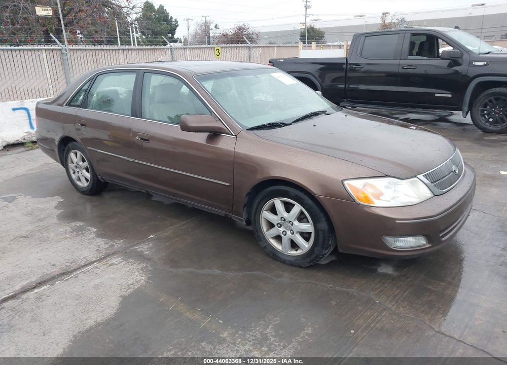 2000 TOYOTA AVALON XLS VIN: 4T1BF28B0YU029927