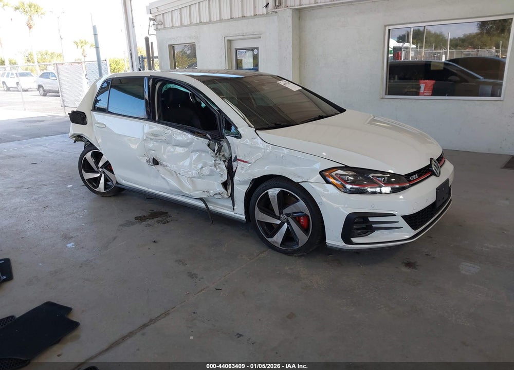 2018 VOLKSWAGEN GOLF GTI 2.0T AUTOBAHN/2.0T S/2.0T SE VIN: 3VW447AU8JM261081