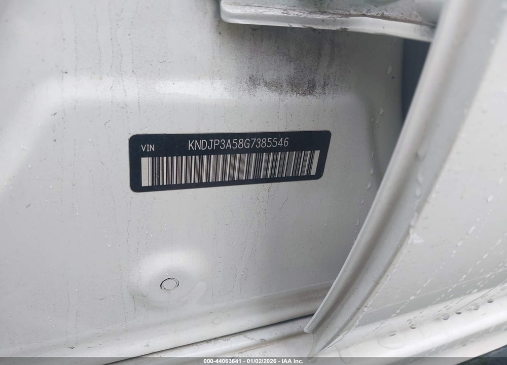 2016 KIA SOUL + VIN: KNDJP3A58G7385546
