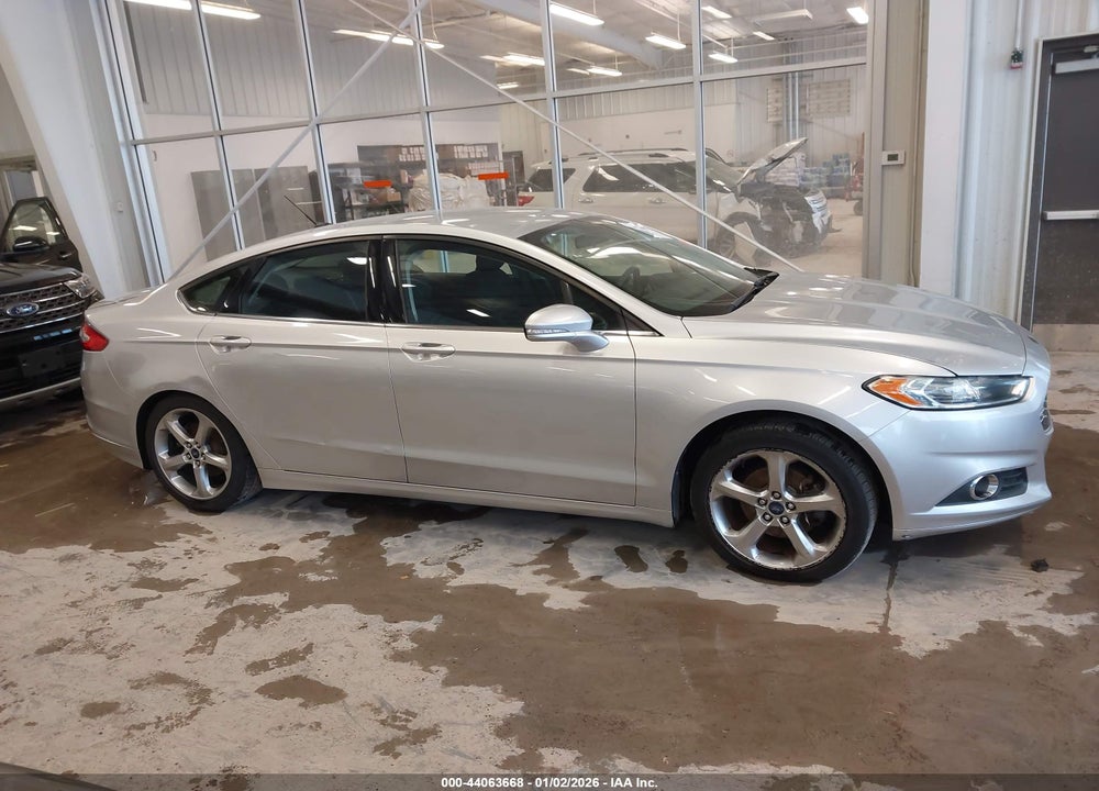 2013 FORD FUSION SE VIN: 3FA6P0HR6DR234440