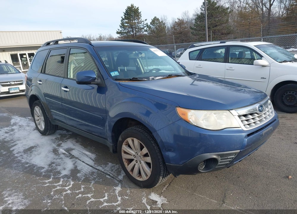 2011 SUBARU FORESTER 2.5X PREMIUM VIN: JF2SHADC3BH781095