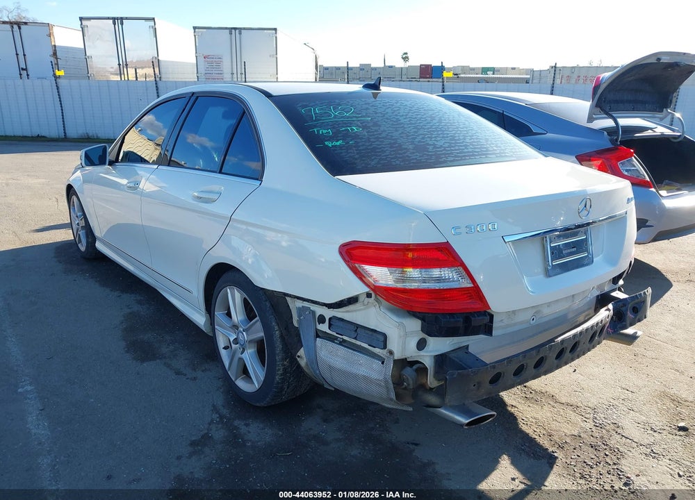 2010 MERCEDES-BENZ C 300 SPORT 4MATIC VIN: WDDGF8BB8AF438702