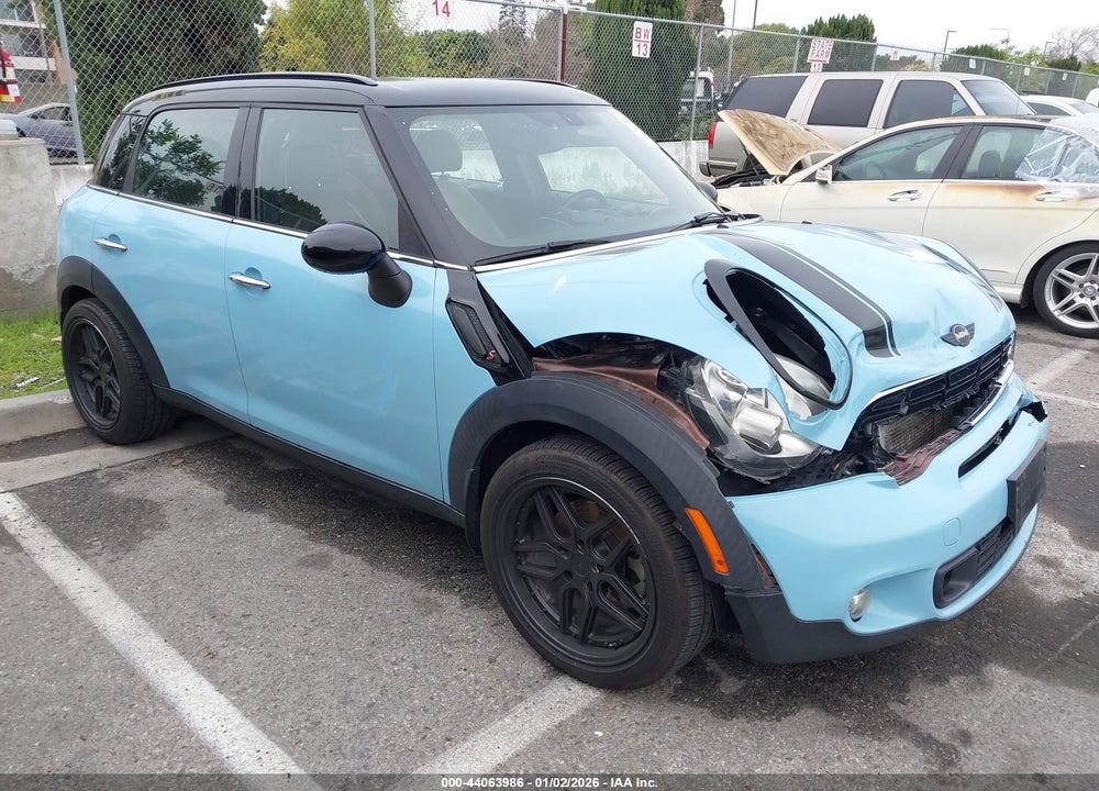 2015 MINI COUNTRYMAN COOPER S VIN: WMWZC3C52FWT02075