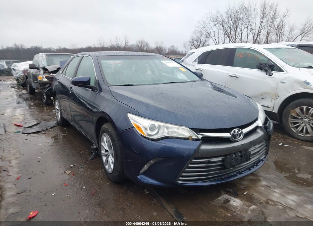 2017 TOYOTA CAMRY LE VIN: 4T1BF1FK5HU803652