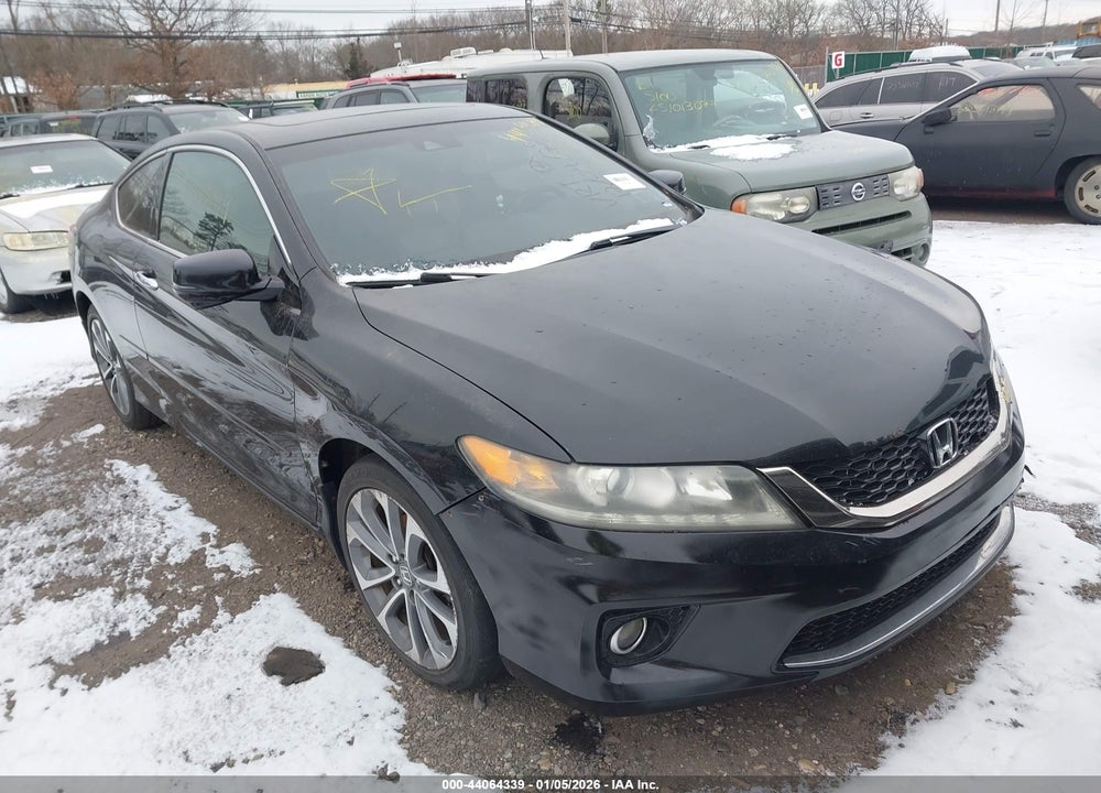 2013 HONDA ACCORD EX-L V-6 VIN: 1HGCT2B84DA011734