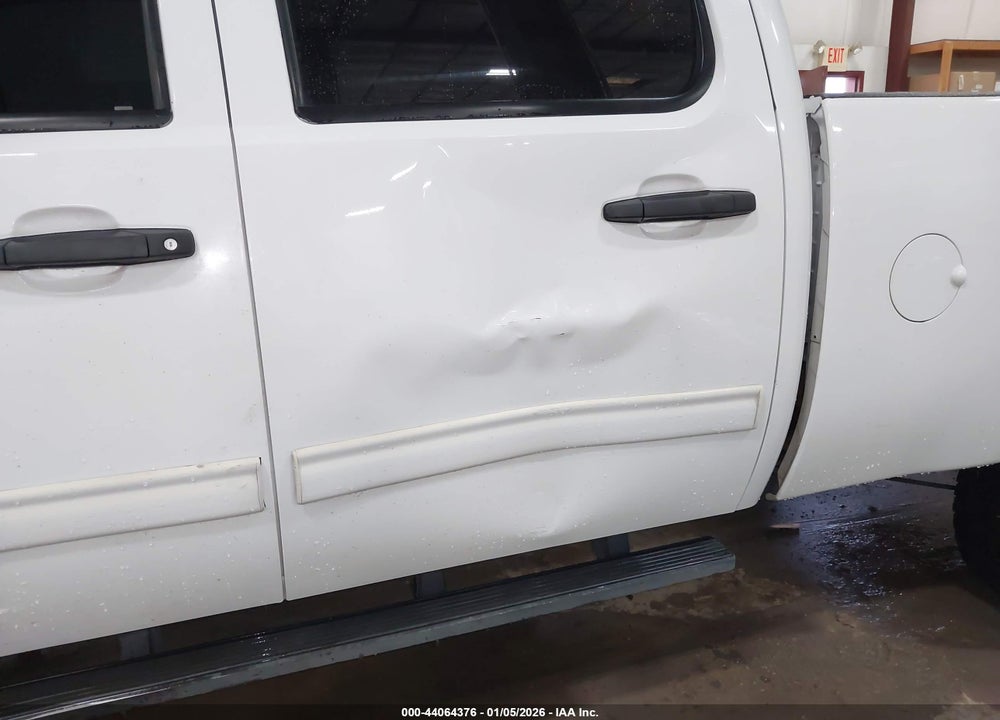 2011 GMC SIERRA 2500HD SLE VIN: 1GT120CG5BF217678