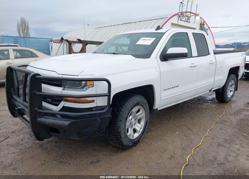 2017 CHEVROLET SILVERADO 1500 2LT VIN: 1GCVKREC9HZ266857
