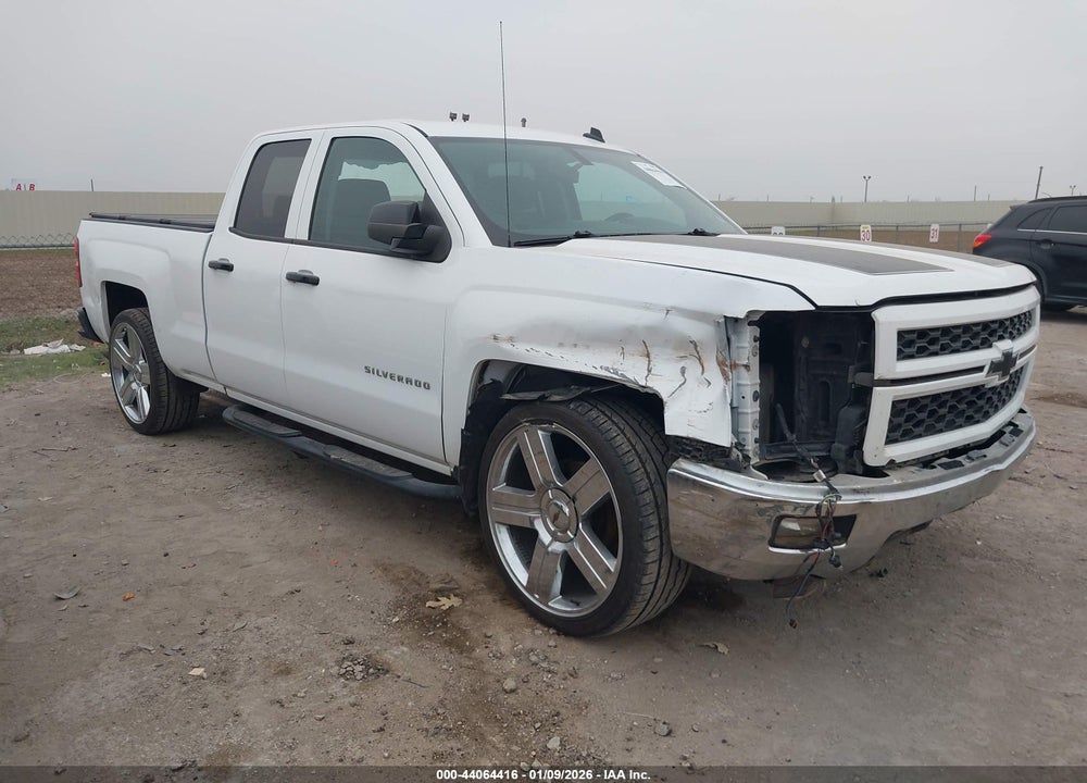 2014 CHEVROLET SILVERADO 1500 1LT VIN: 1GCRCREC0EZ347496