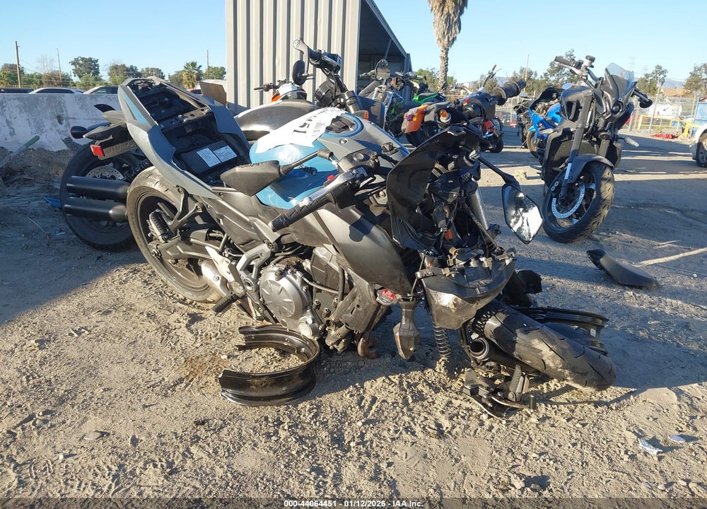 2019 KAWASAKI ER650 H VIN: JKAEREH12KDA39073