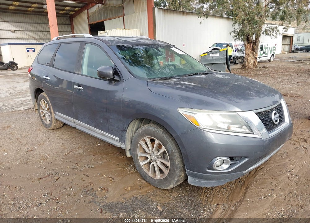 2013 NISSAN PATHFINDER SL VIN: 5N1AR2MN2DC632574