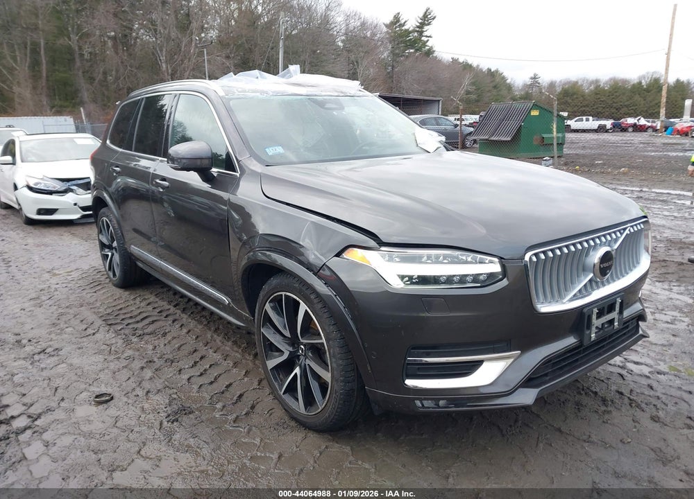 2023 VOLVO XC90 B6 PLUS 7-SEATER VIN: YV4062PN7P1923427