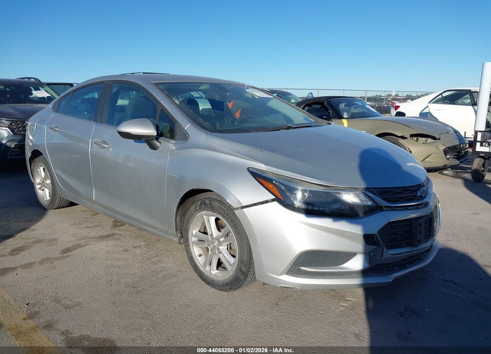 2017 CHEVROLET CRUZE LT AUTO VIN: 1G1BE5SM3H7257656