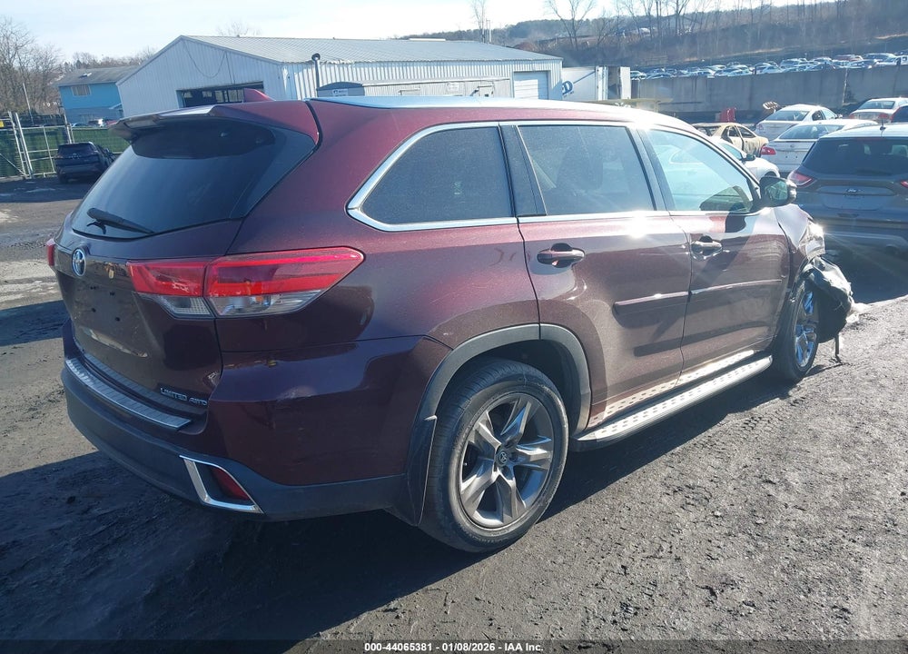 2019 TOYOTA HIGHLANDER LIMITED PLATINUM VIN: 5TDDZRFH3KS711216