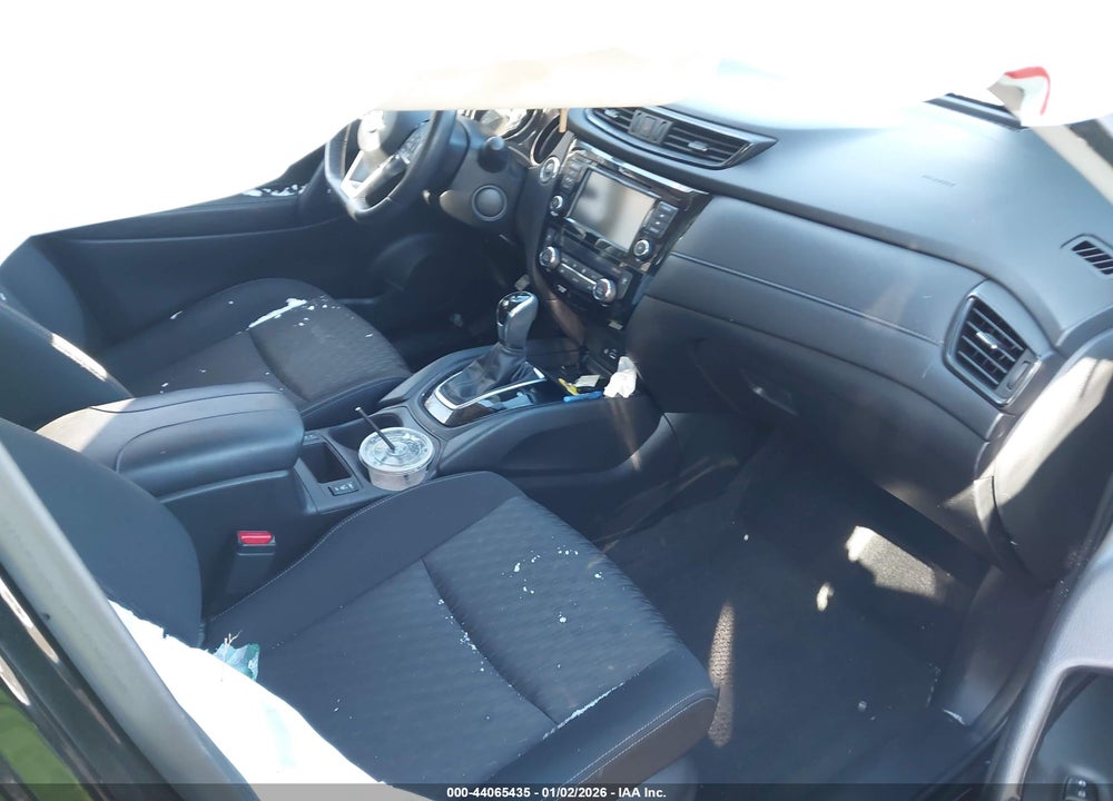 2019 NISSAN ROGUE SV VIN: JN8AT2MV4KW378162