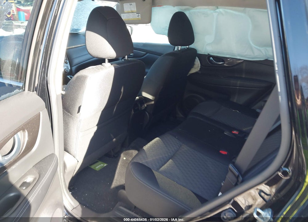 2019 NISSAN ROGUE SV VIN: JN8AT2MV4KW378162