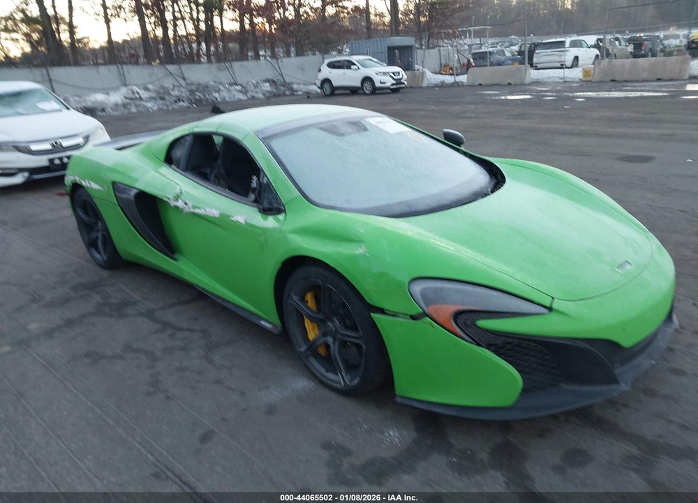 2015 MCLAREN 650S VIN: SBM11FAA0FW004090