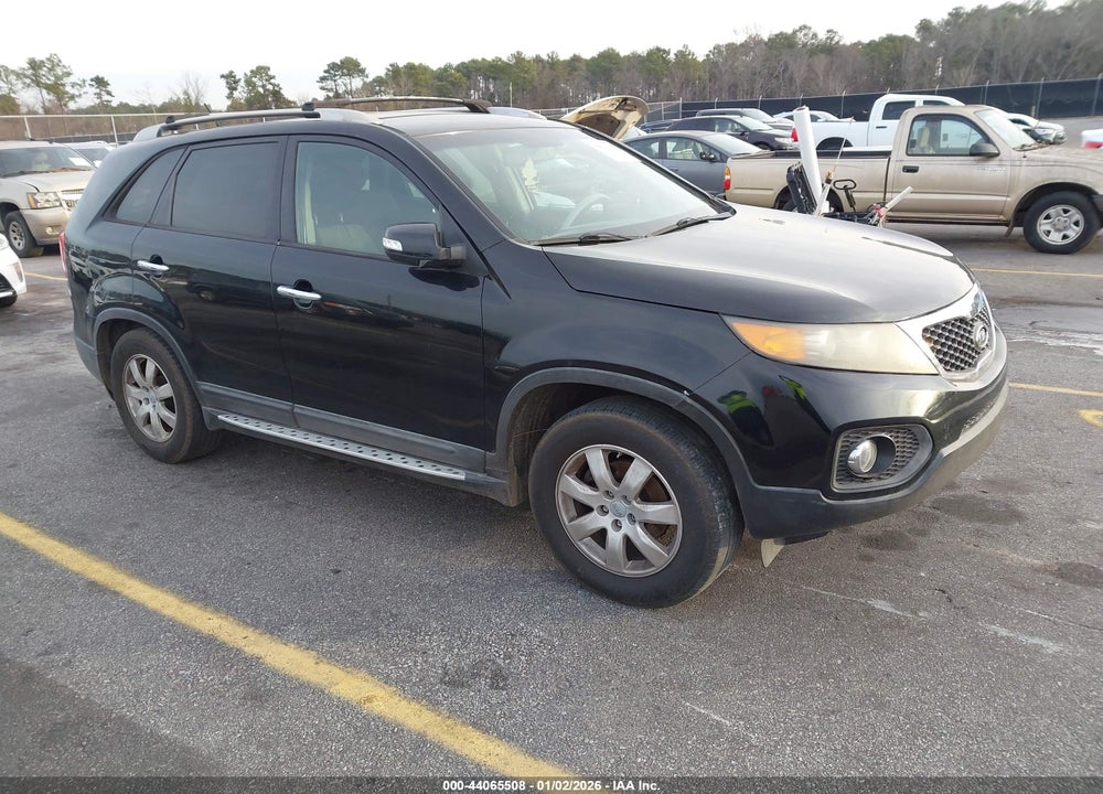 2012 KIA SORENTO LX VIN: 5XYKT3A60CG228292