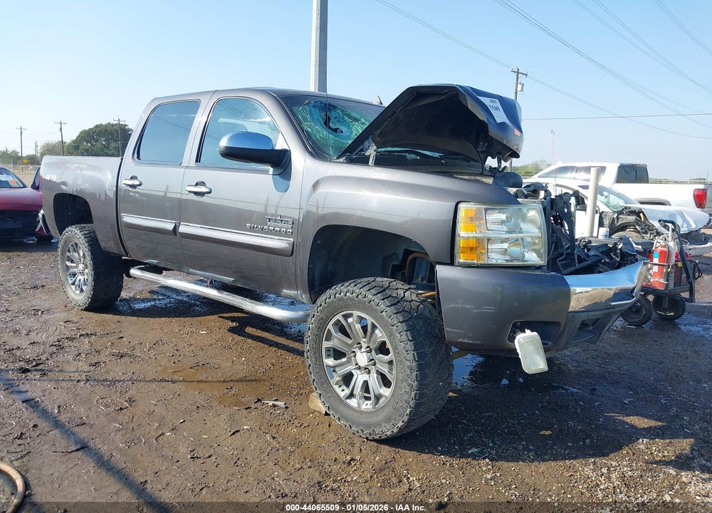 2011 CHEVROLET SILVERADO 1500 LT VIN: 3GCPKSE3XBG142264