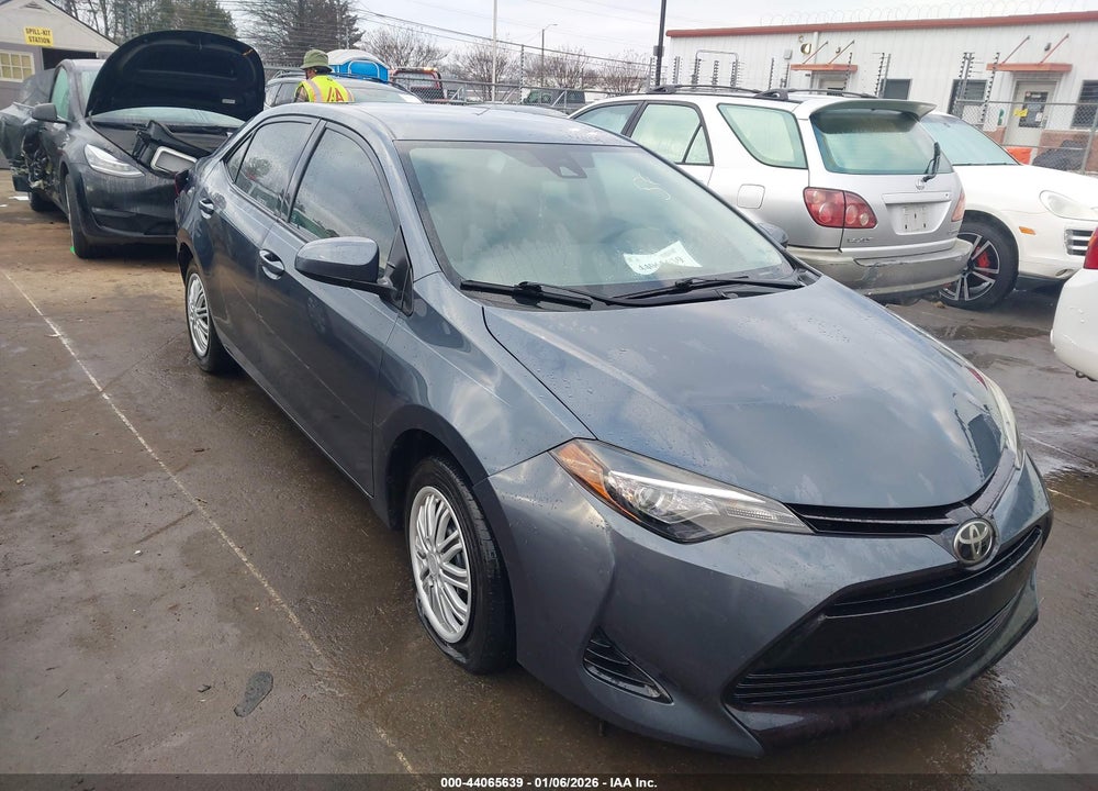 2017 TOYOTA COROLLA LE VIN: 2T1BURHE6HC813104