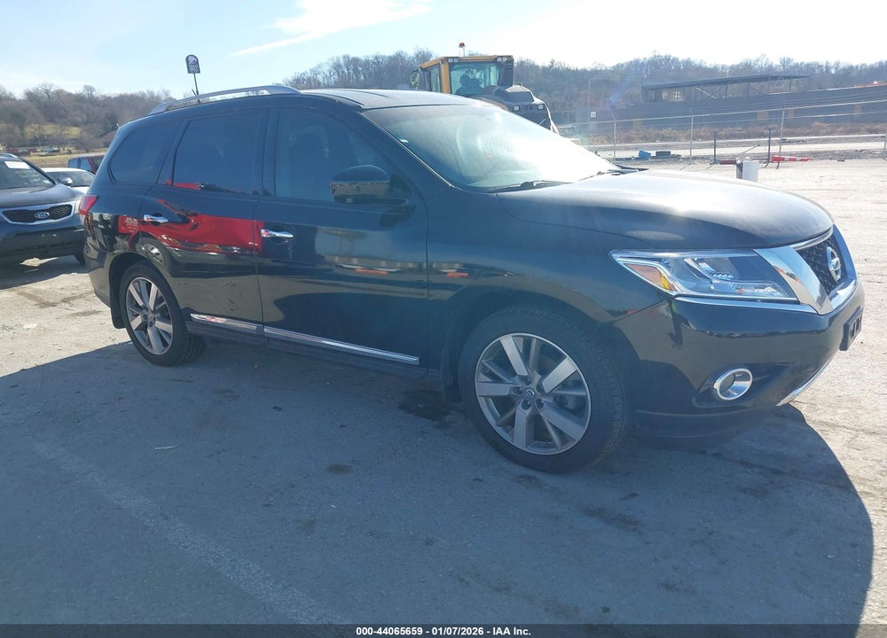 2014 NISSAN PATHFINDER PLATINUM VIN: 5N1AR2MM1EC647379