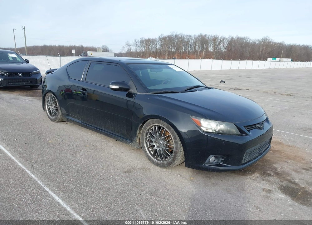 2011 SCION TC VIN: JTKJF5C77B3015436