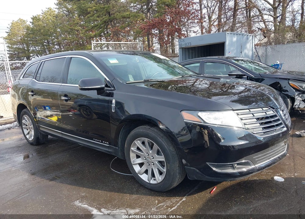 2019 LINCOLN MKT LIVERY VIN: 2LMHJ5NK4KBL04425