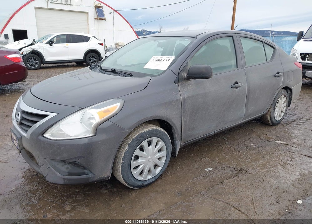 2015 NISSAN VERSA 1.6 S VIN: 3N1CN7APXFL942073