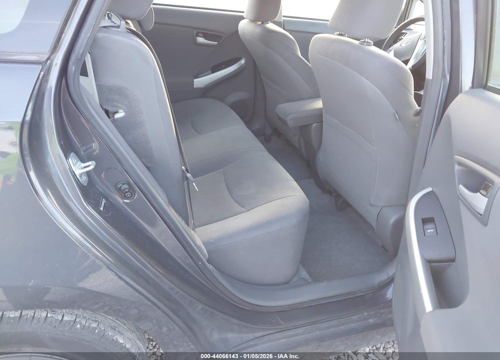 2011 TOYOTA PRIUS TWO VIN: JTDKN3DUXB5362156