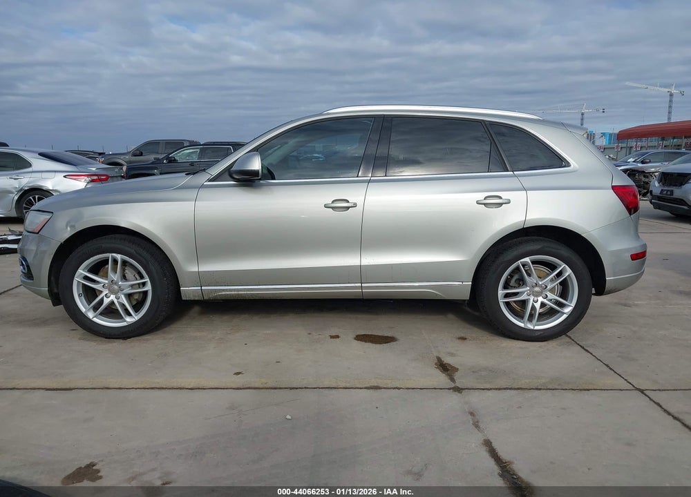 2014 AUDI Q5 2.0T PREMIUM VIN: WA1LFAFPXEA092834