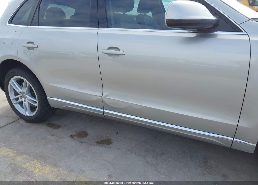 2014 AUDI Q5 2.0T PREMIUM VIN: WA1LFAFPXEA092834