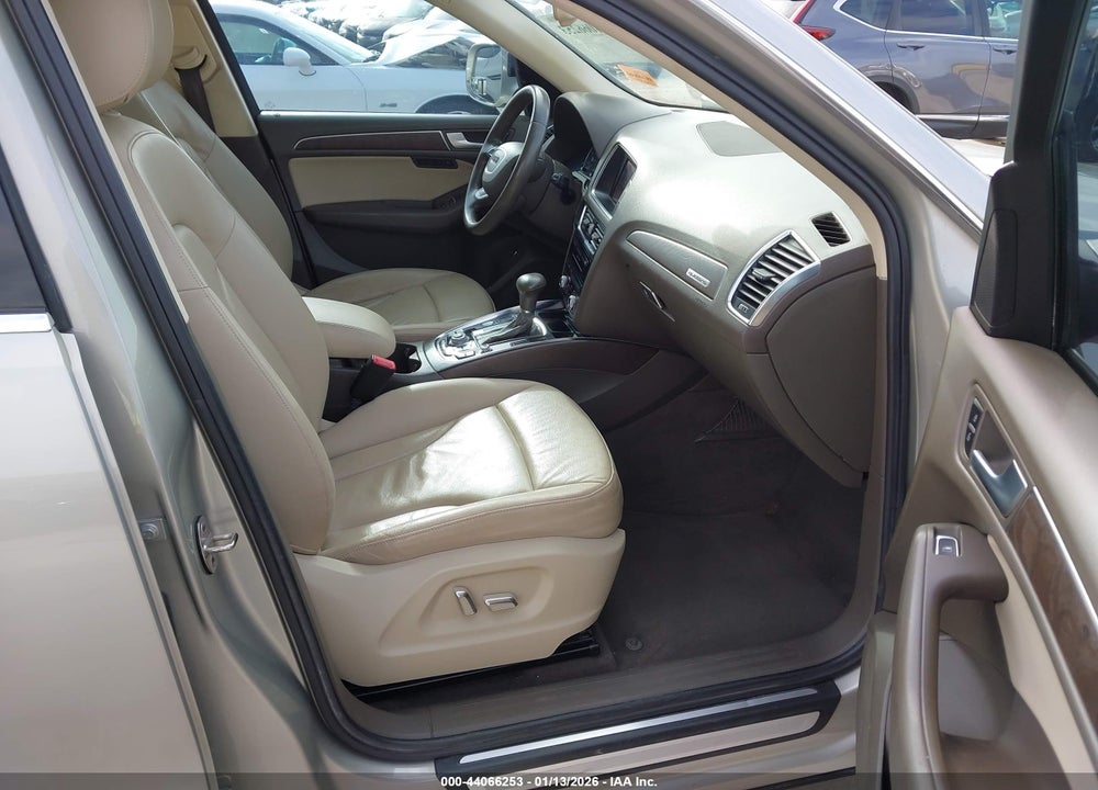 2014 AUDI Q5 2.0T PREMIUM VIN: WA1LFAFPXEA092834