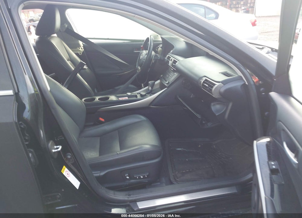 2015 LEXUS IS 250 VIN: JTHBF1D23F5060955
