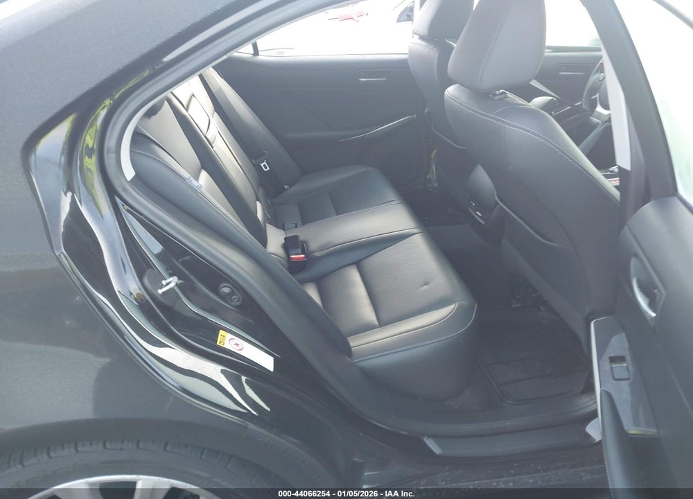 2015 LEXUS IS 250 VIN: JTHBF1D23F5060955