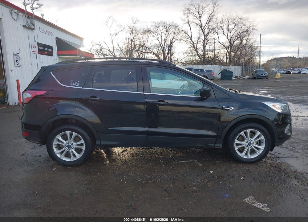 2017 FORD ESCAPE SE VIN: 1FMCU9G94HUD79885
