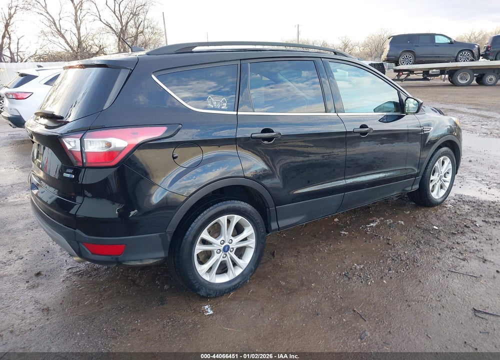 2017 FORD ESCAPE SE VIN: 1FMCU9G94HUD79885