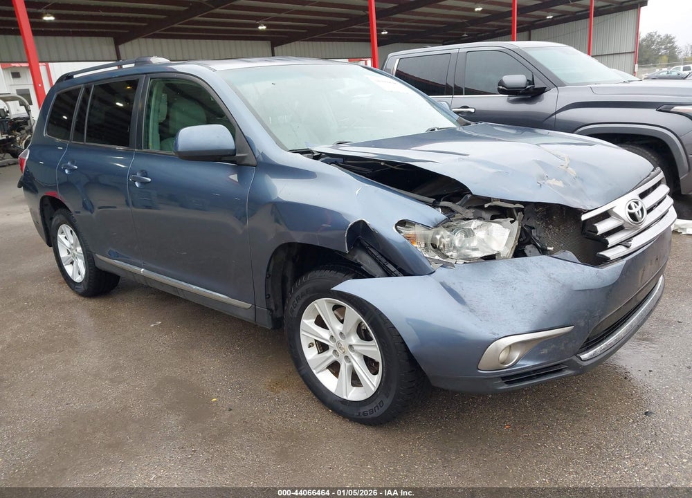 2013 TOYOTA HIGHLANDER SE V6 VIN: 5TDZK3EH8DS093256