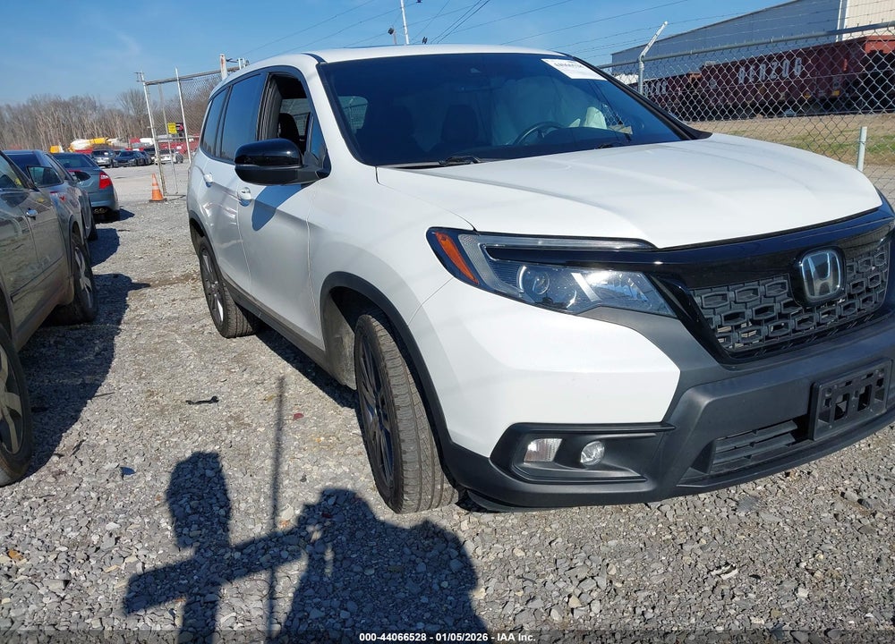 2021 HONDA PASSPORT AWD EX-L VIN: 5FNYF8H55MB015035
