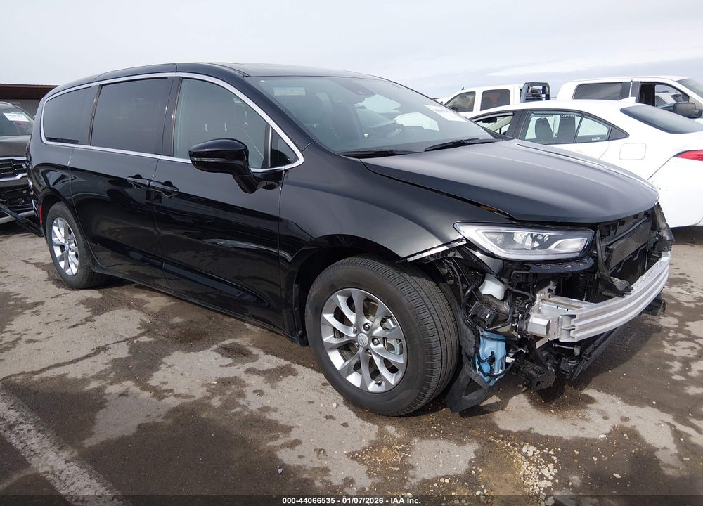2026 CHRYSLER PACIFICA LIMITED VIN: 2C4RC1GG0TR176418