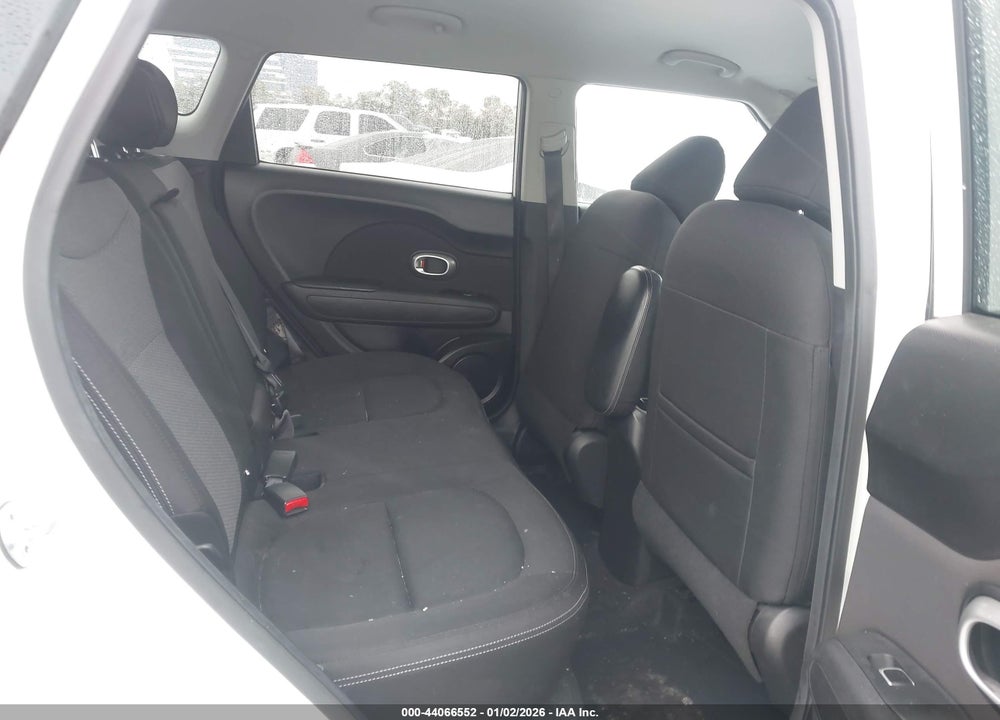 2019 KIA SOUL + VIN: KNDJP3A59K7699909
