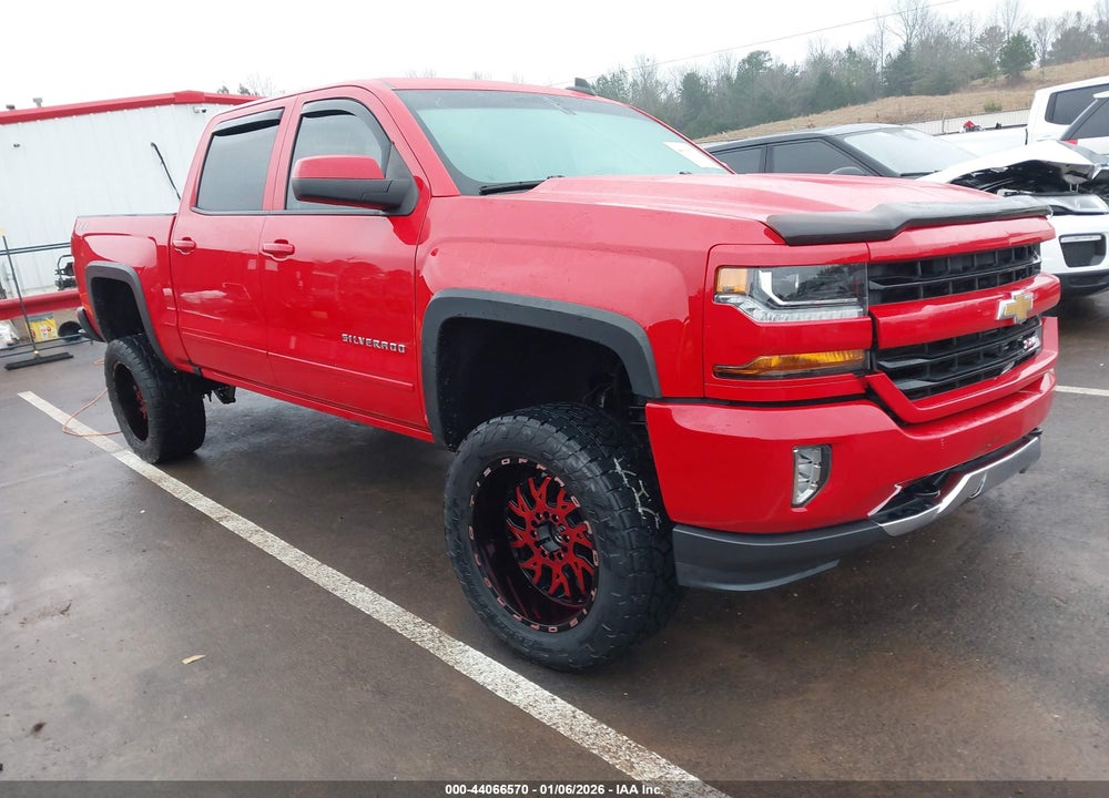 2018 CHEVROLET SILVERADO 1500 2LT VIN: 3GCUKREC7JG272268