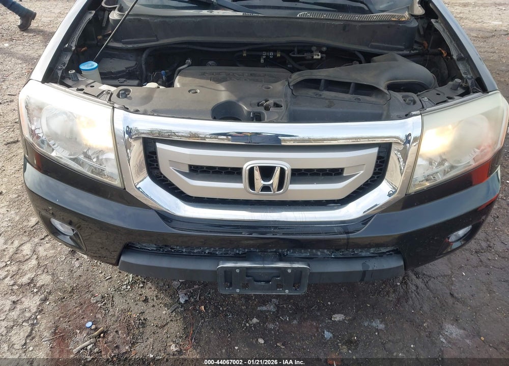 2011 HONDA PILOT EX-L VIN: 5FNYF3H64BB020414