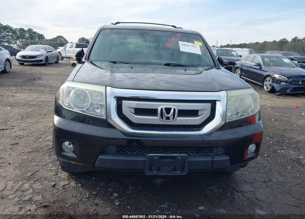 2011 HONDA PILOT EX-L VIN: 5FNYF3H64BB020414